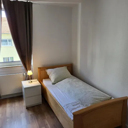 An Der Universitaetsklinik Mainz. Sehr Zentral Homestay *