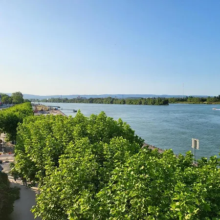 An Der Universitaetsklinik Mainz. Sehr Zentral *