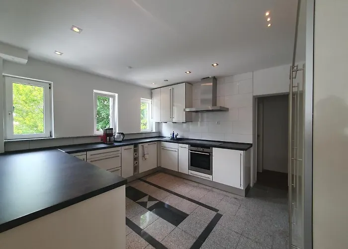 An Der Universitaetsklinik Mainz. Sehr Zentral *