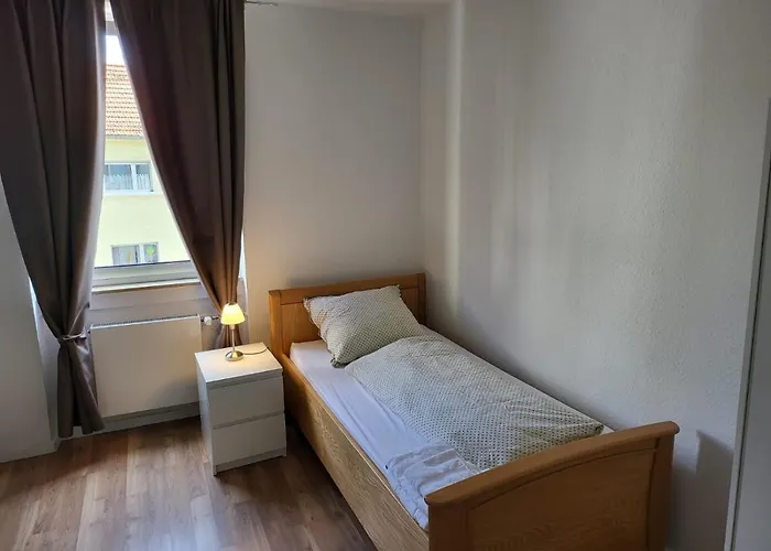 An Der Universitaetsklinik Mainz. Sehr Zentral 民宿 *