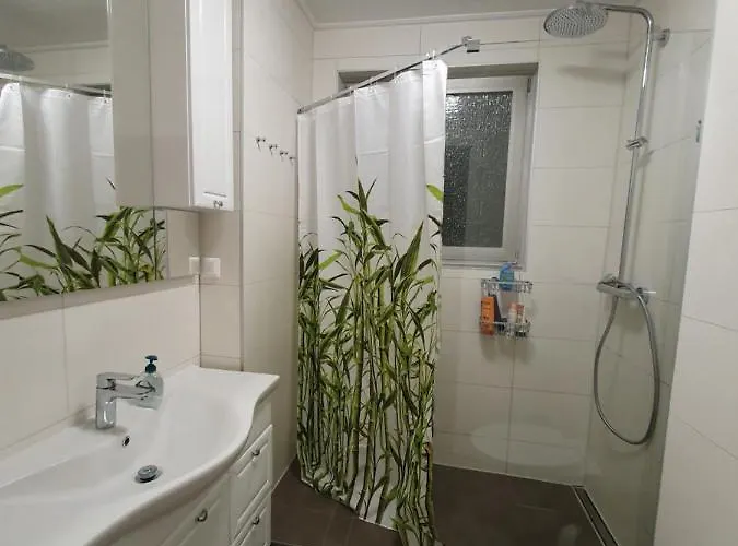 An Der Universitaetsklinik Mainz. Sehr Zentral Mainz